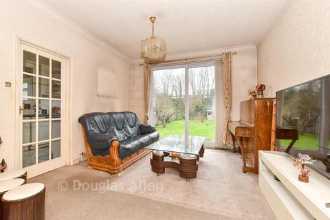 5 bedroom semi-detached house for sale, Kings Avenue, Woodford Green, Essex