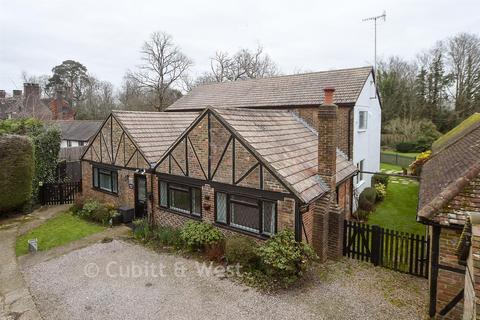 5 bedroom detached house for sale, Poles Lane, Crawley RH11