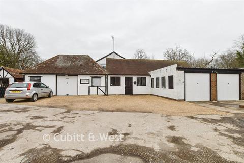 5 bedroom detached house for sale, Poles Lane, Crawley RH11