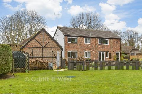 5 bedroom detached house for sale, Poles Lane, Crawley RH11