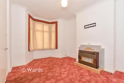 3 bedroom semi-detached house for sale, Wellwinch Road, Sittingbourne, Kent