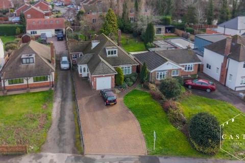 3 bedroom detached house for sale, Ashby Road, Hinckley