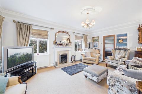 3 bedroom detached house for sale, Ashby Road, Hinckley