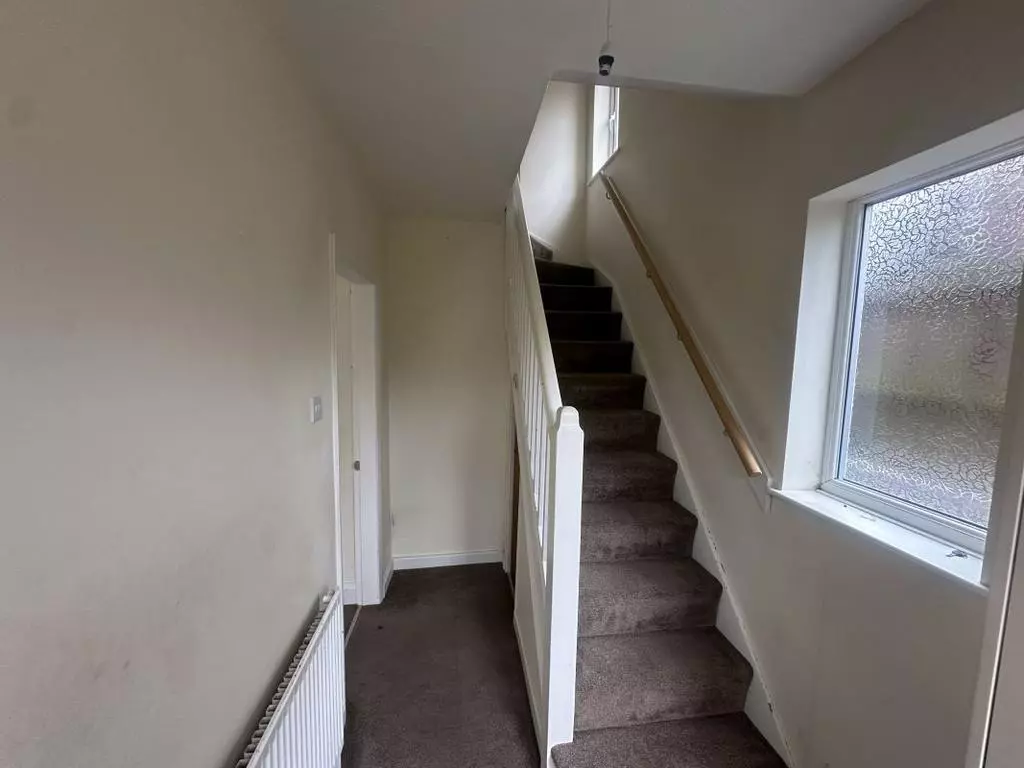 3 bedroom semi-detached house for sale - Photo 7
