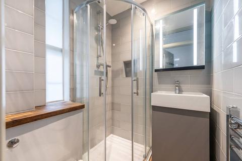 3 bedroom flat to rent, Southern Row, Ladbroke Grove, London, W10