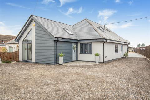 4 bedroom detached bungalow for sale, Mildenhall Road, Fordham CB7