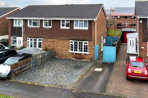 3 bedroom semi-detached house for sale, Meadow Lane, Newhall, Swadlincote