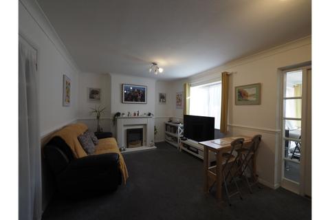 3 bedroom semi-detached house for sale, Coningsby Drive, Kidderminster, DY11