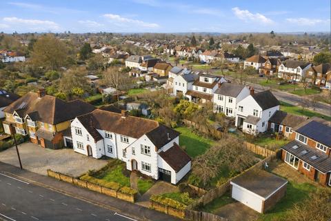 3 bedroom semi-detached house for sale, Lancaster Road, Hertfordshire AL1