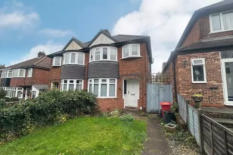 3 bedroom semi-detached house for sale - Photo 2