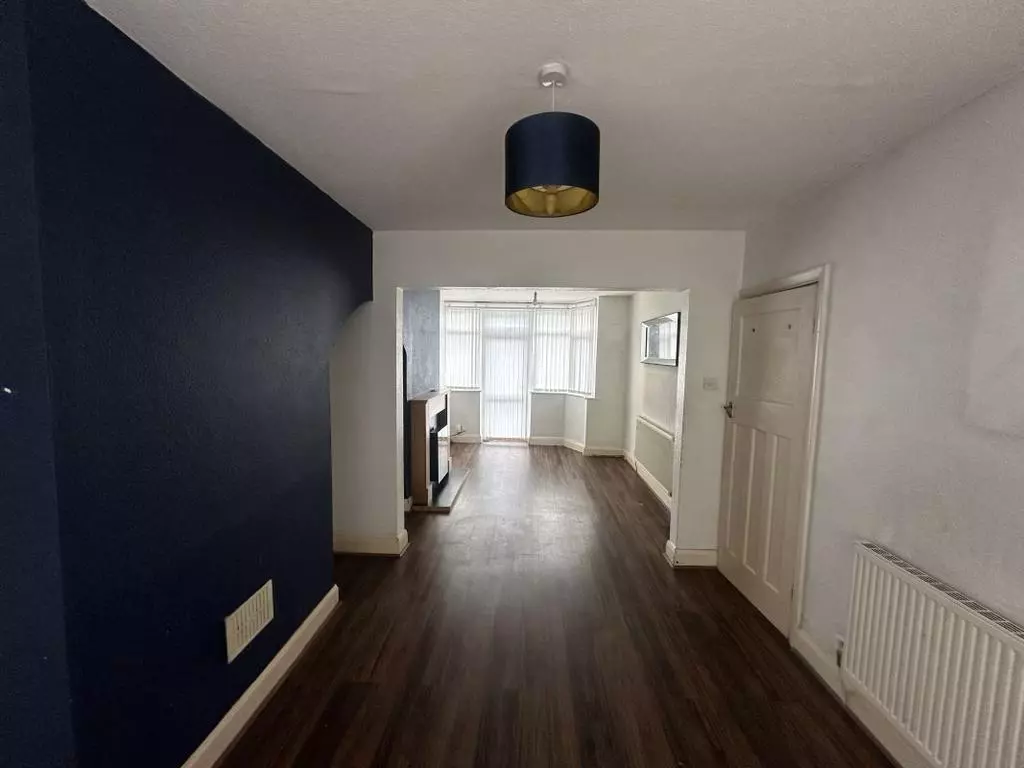 3 bedroom semi-detached house for sale - Photo 11