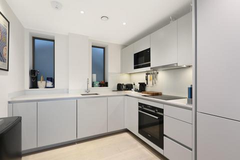 1 bedroom apartment for sale, Wyndham Road, London, SE5