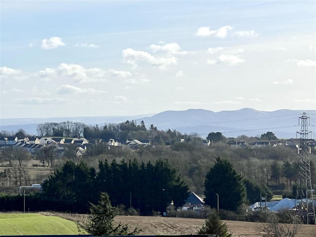 Elm Park, Hill Of Beath