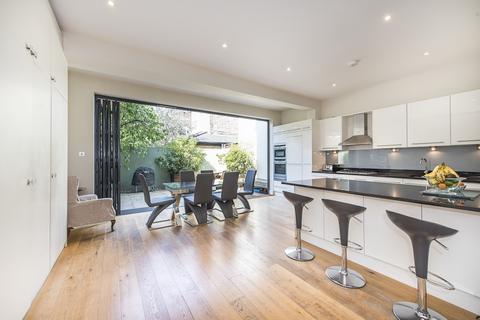 5 bedroom terraced house to rent, Winchendon Road London SW6