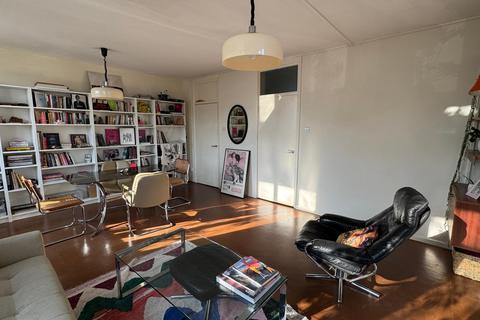 1 bedroom apartment to rent, Shacklewell Lane, London, E8