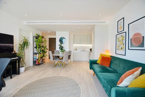 1 bedroom apartment for sale, at Kennington Lane, London, London SE11