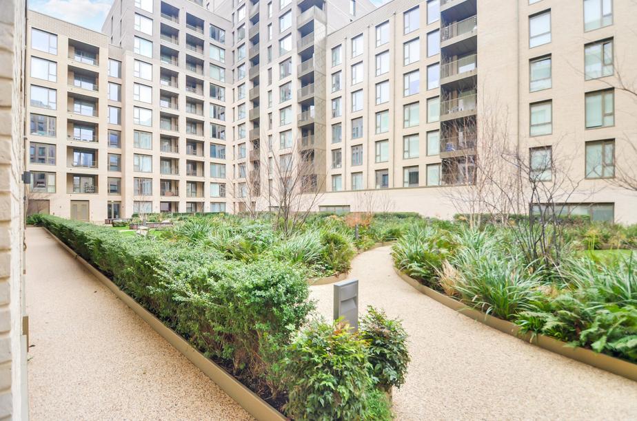 Communal Gardens.jpg