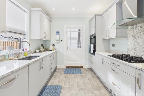 3 bedroom bungalow for sale, Durham Road, Durham TS19