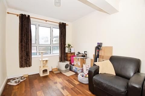 undefined, Tilling Crescent, High Wycombe