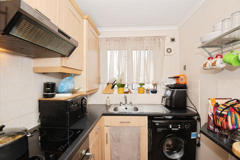 undefined, Tilling Crescent, High Wycombe