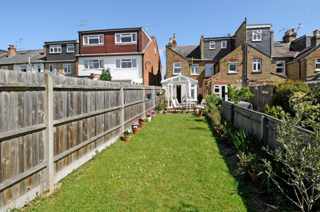 13 Gordon Road 16...