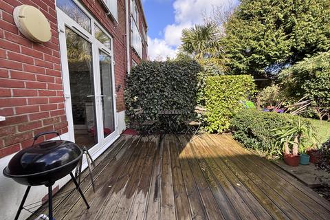 1 bedroom apartment to rent, Drummond Road, BOURNEMOUTH
