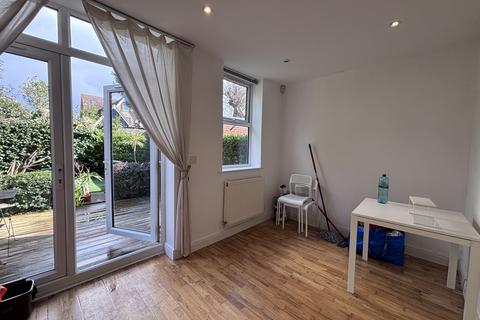 1 bedroom apartment to rent, Drummond Road, BOURNEMOUTH