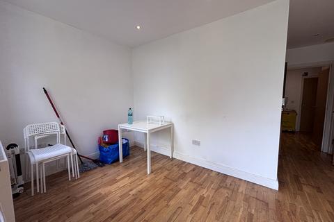 1 bedroom apartment to rent, Drummond Road, BOURNEMOUTH