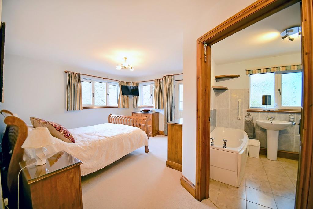 Master Ensuite Bedroom