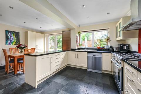 undefined, Cuthbert Road, Guildford GU12
