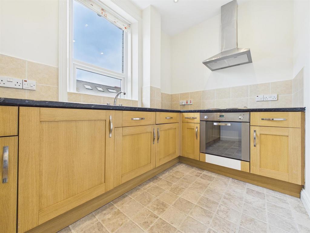 CAM04511 G0-PR0040-STILL012.jpg