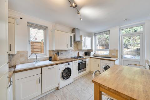 1 bedroom apartment for sale, Reverdy Road, London
