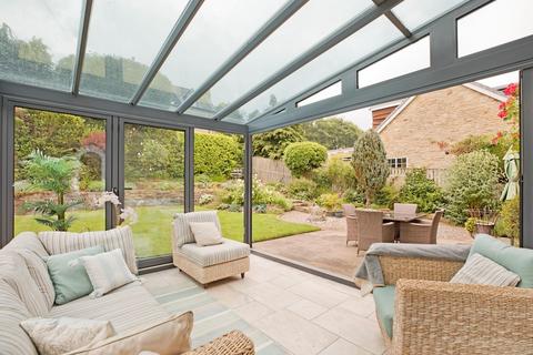 4 bedroom detached house for sale, Wood Royd Gardens, Ilkley LS29