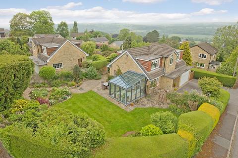 4 bedroom detached house for sale, Wood Royd Gardens, Ilkley LS29