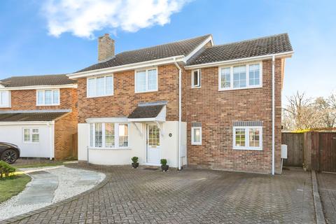 Bodenham Close, Buckingham