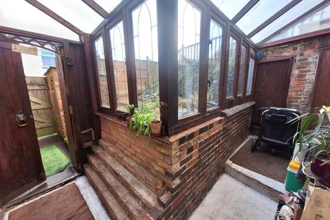 2 bedroom semi-detached house for sale, Coleshill Road, Warwickshire CV10