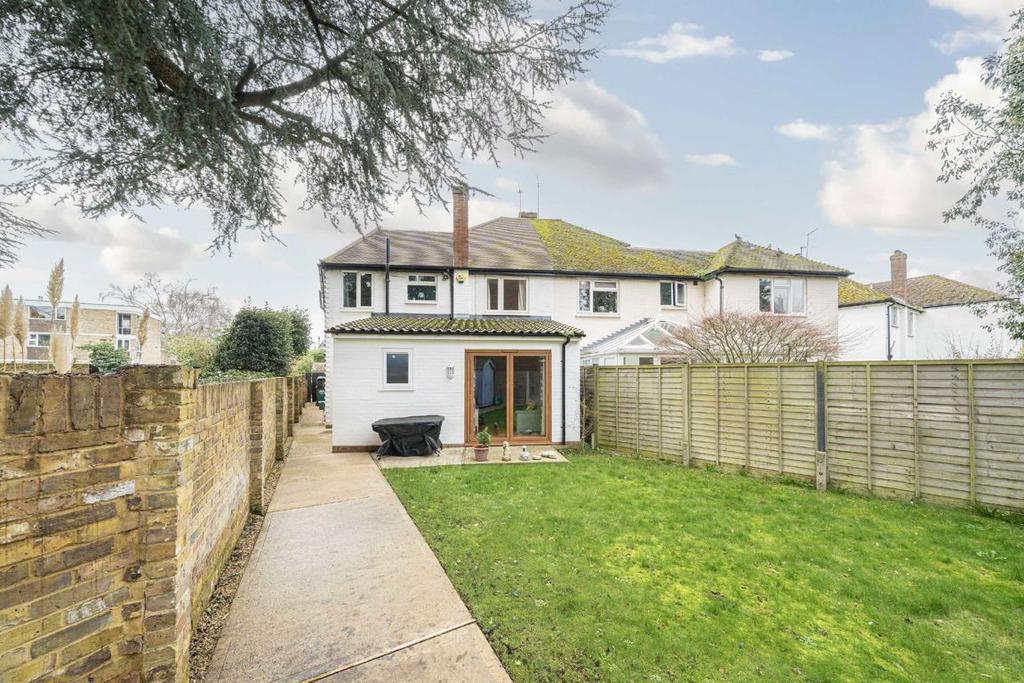 House exterior, garden