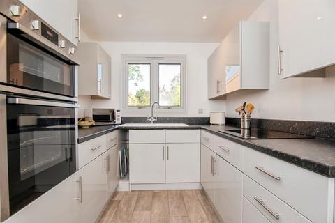 undefined, Raven Drive, Worcester