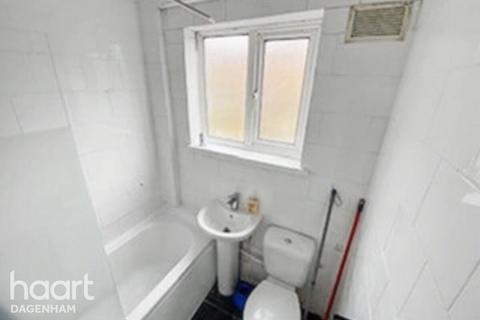 undefined, Crescent Road, DAGENHAM