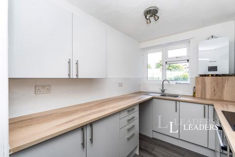 2 bedroom flat to rent, Wharncliffe Road, Southampton, Hampshire, SO19
