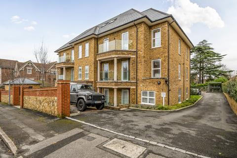 2 bedroom flat for sale, Albury Road, Guildford, GU1