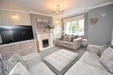 4 bedroom detached house for sale, Sandywarps, Irlam, M44