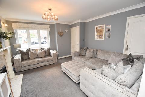 4 bedroom detached house for sale, Sandywarps, Irlam, M44