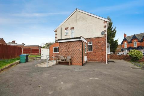 undefined, Mount Street, Tipton