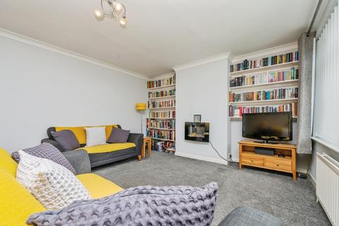 3 bedroom semi-detached house for sale, Apple Tree Close, Kidderminster, DY10