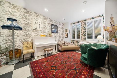 5 bedroom house for sale, Calais Street, London SE5
