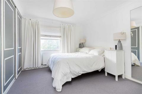 1 bedroom flat to rent, Collinson Walk, London SE1