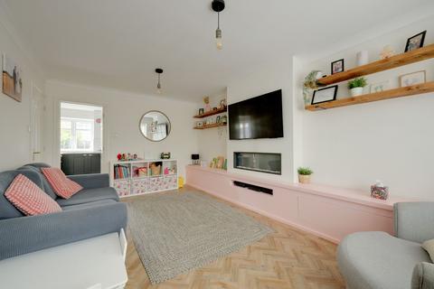 3 bedroom terraced house for sale, Foxglove Close, Burgess Hill, RH15