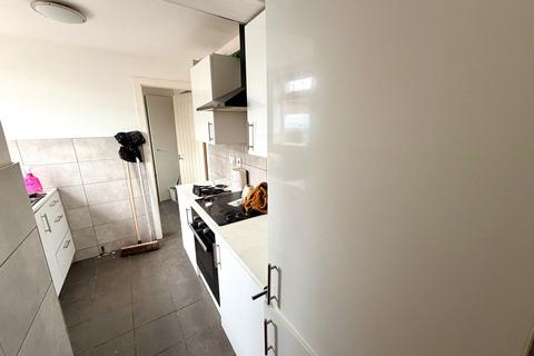 2 bedroom end of terrace house for sale, Wolverhampton Road, Essington, Wolverhampton, WV11