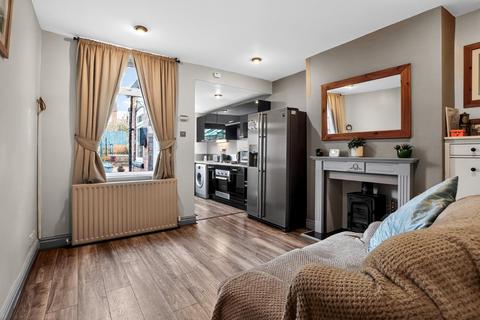 2 bedroom terraced house for sale, Nettleham Road, Woodseats, Sheffield, S8 8SX